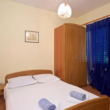 Vinka Apartment Jelsa (Hvar)