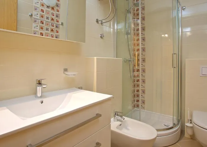 Daire Vinka Jelsa (Hvar)